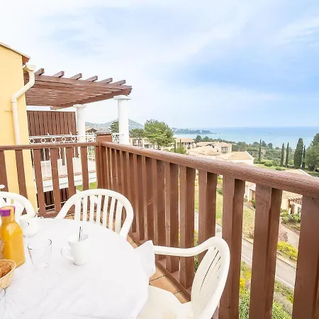 公寓 Le Village - C4324 By Interhome *